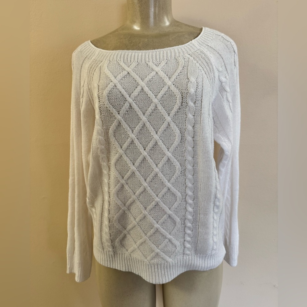 NWOT White Cable Knit Sweater Medium